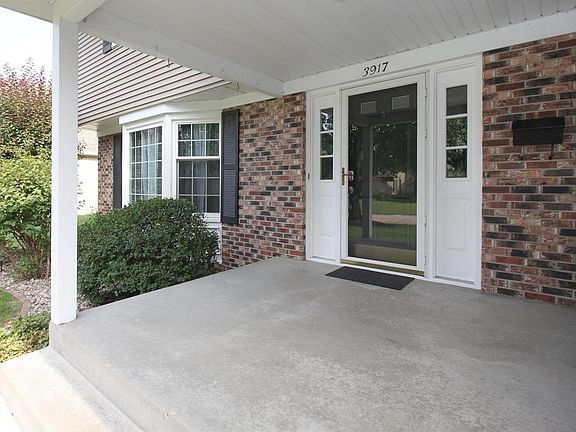 4th image of 3917 25th Avenue Ct