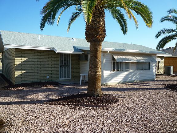 3rd image of 4625 E Carmel Ave