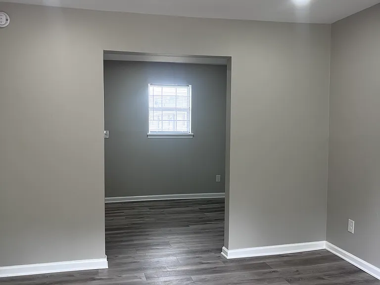Fisher St Apartments — Photo 41