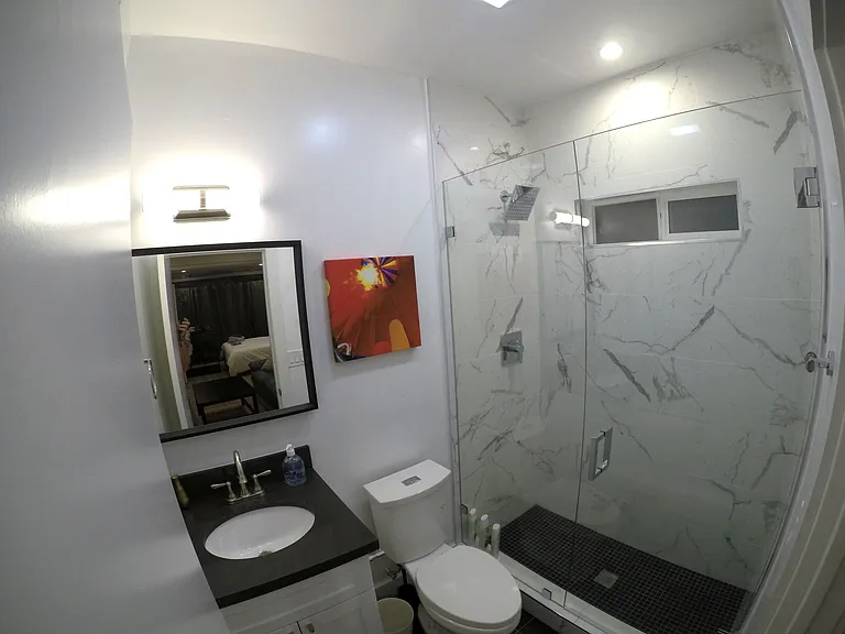 1629 Polk Ave #B — Photo 8
