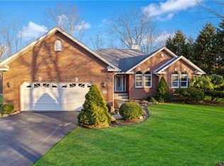 6323 Old Lake Shore Rd, Lake View, NY 14085