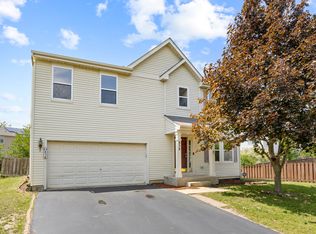 838 Valley Stream Dr, Hampshire, IL 60140
