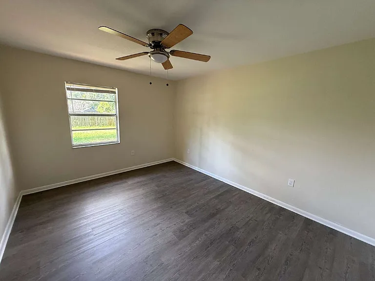 459 Beech Ave — Photo 6