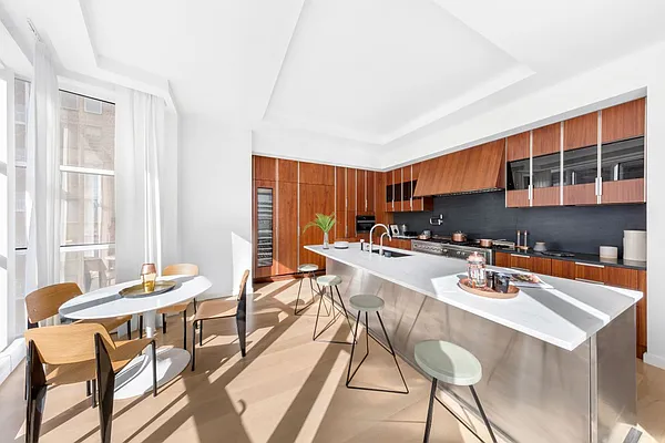 Sold by Compass | media 33