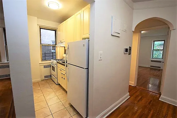 Rented by Merit Group & Associates | media 7