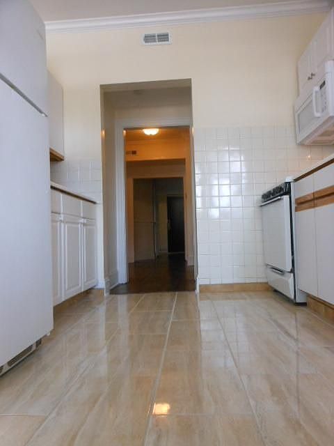 2nd image of 5036 N Kimball Ave APT 2