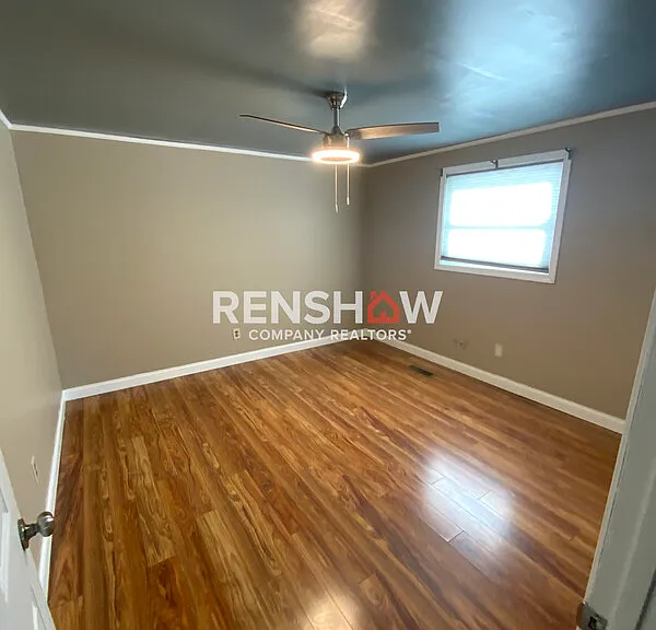 30 Trader Ln — Photo 13