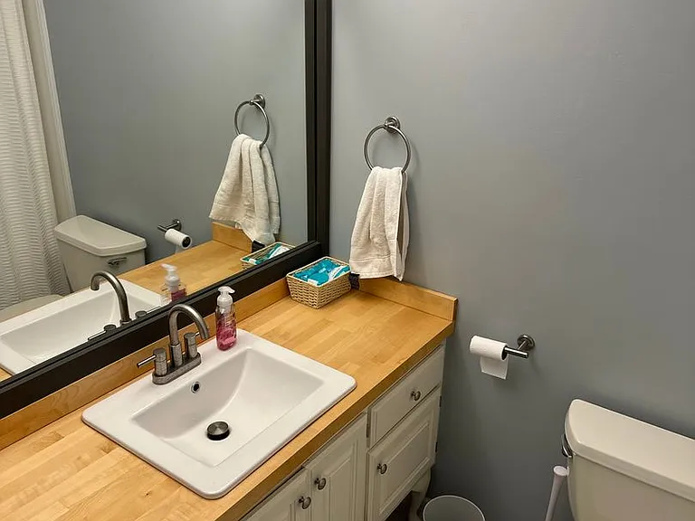 2203 Stout Dr — Photo 28