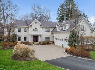 142 Noe Ave, Chatham, NJ 07928