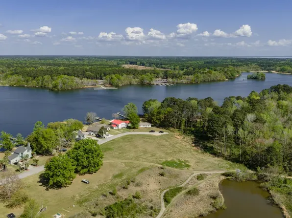 Lakeview Rd, Summerton, SC 29148