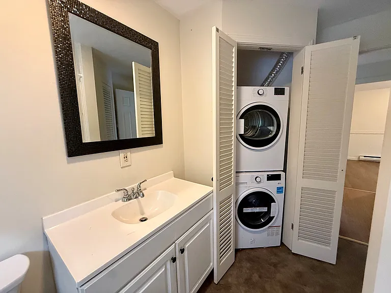 3 Stockholm St #3B — Photo 9