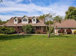 31602 Rose Rd, Sedalia, MO 65301