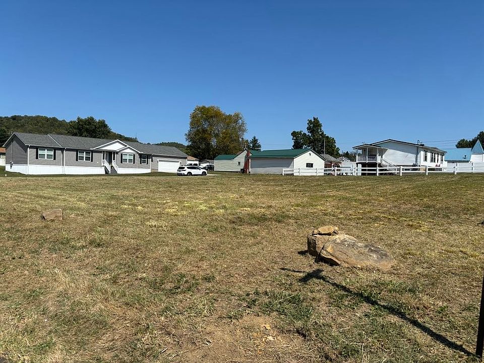 2nd image of 100 Shaffer Ave