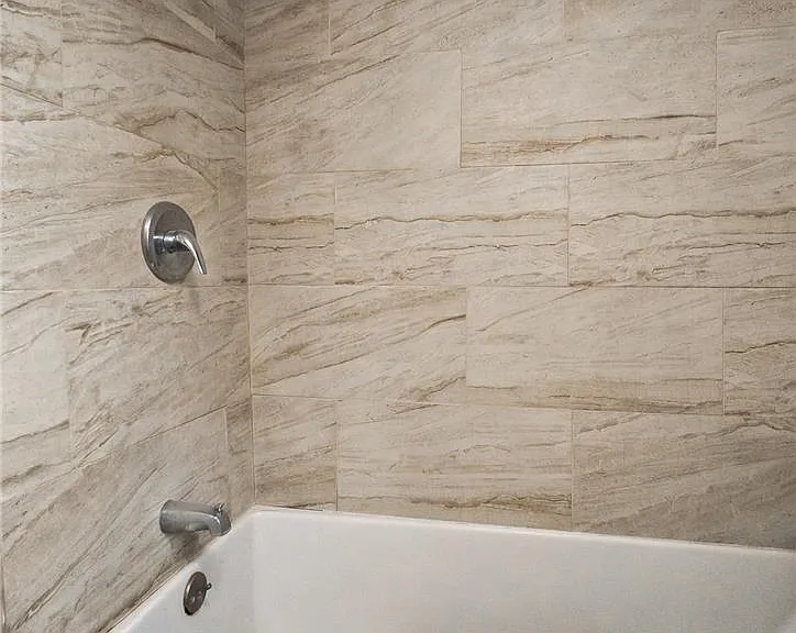 423 N Bellevue St — Photo 12