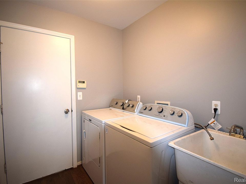 30112 Raintree Cir, photo 10