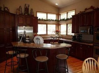 13077 Hillsview Dr, Rapid City, SD 57702