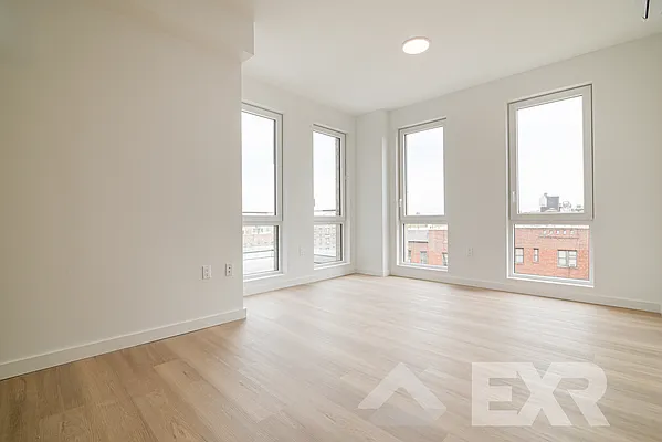 Rented by EXR | media 3