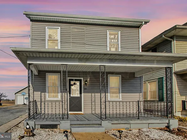121 S Race St, Richland, PA 17087