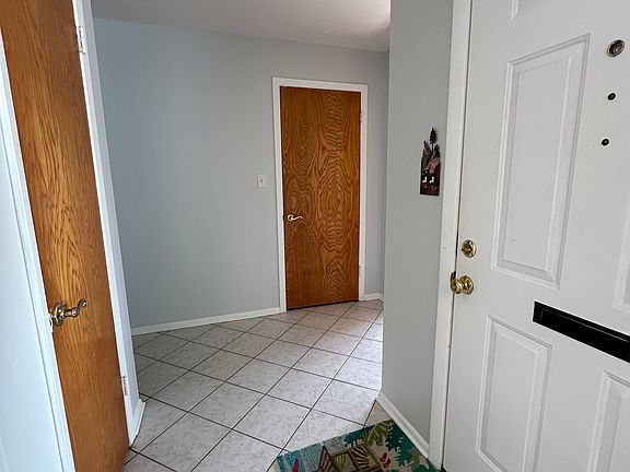 2nd image of 1106 Seminole Dr