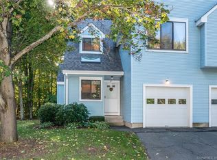 21 Redstone Way #21, Farmington, CT 06032