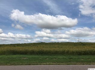 14160 Pawnee Rd, Bennington, NE 68007