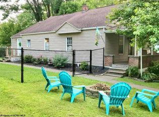 111 Winfield St, Fairmont, WV 26554