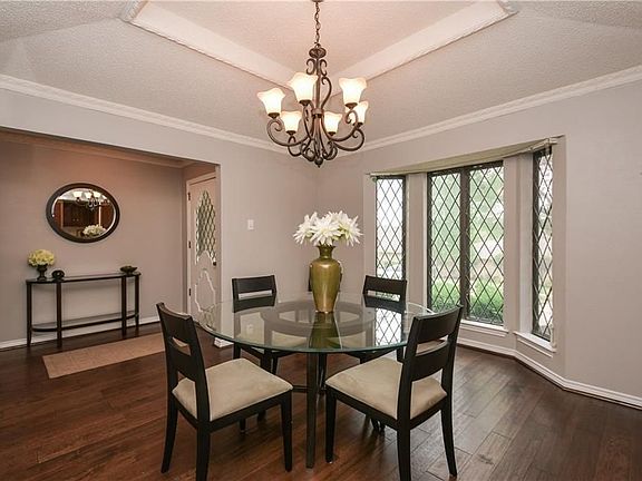 4th image of 2814 Club Meadow Dr