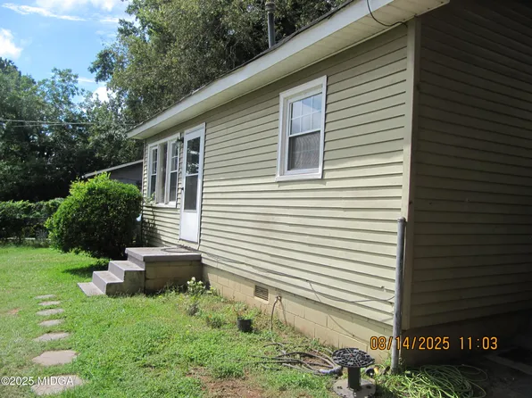 2029 Kitchens Rd, Macon, GA 31211