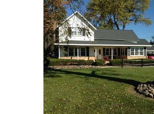 5597 E Maple Rapids Rd, Elsie, MI 48831