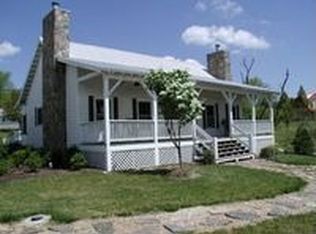 32 Fish Camp Cir UNIT B, Newland, NC 28657
