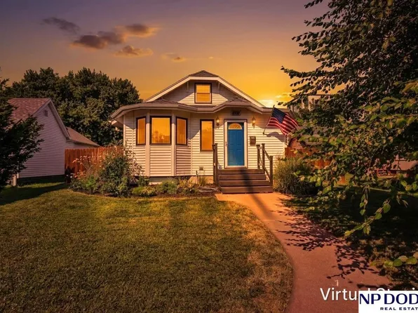 818 S 49th Ave, Omaha, NE 68106