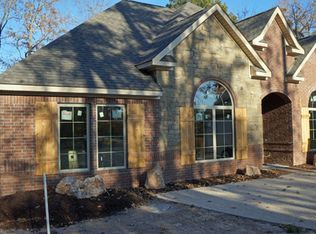 13 Conquista Ln, Hot Springs Village, AR 71909