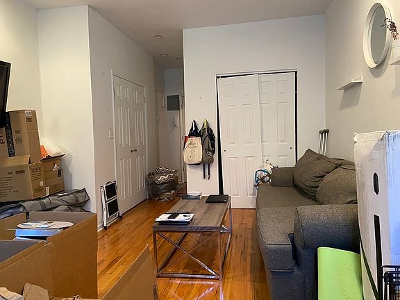 3rd image of 430 E 83rd St APT 3D