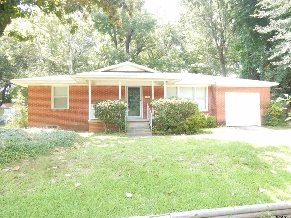 2231 Pleasant Dr, Tyler, TX 75701