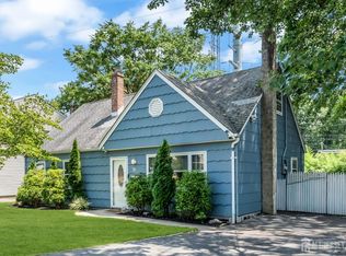 76 Clifton St, Edison, NJ 08817