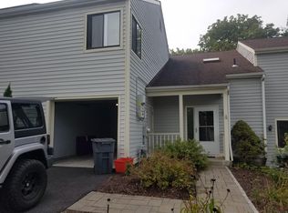 15 Highview Rd, Hopewell Junction, NY 12533