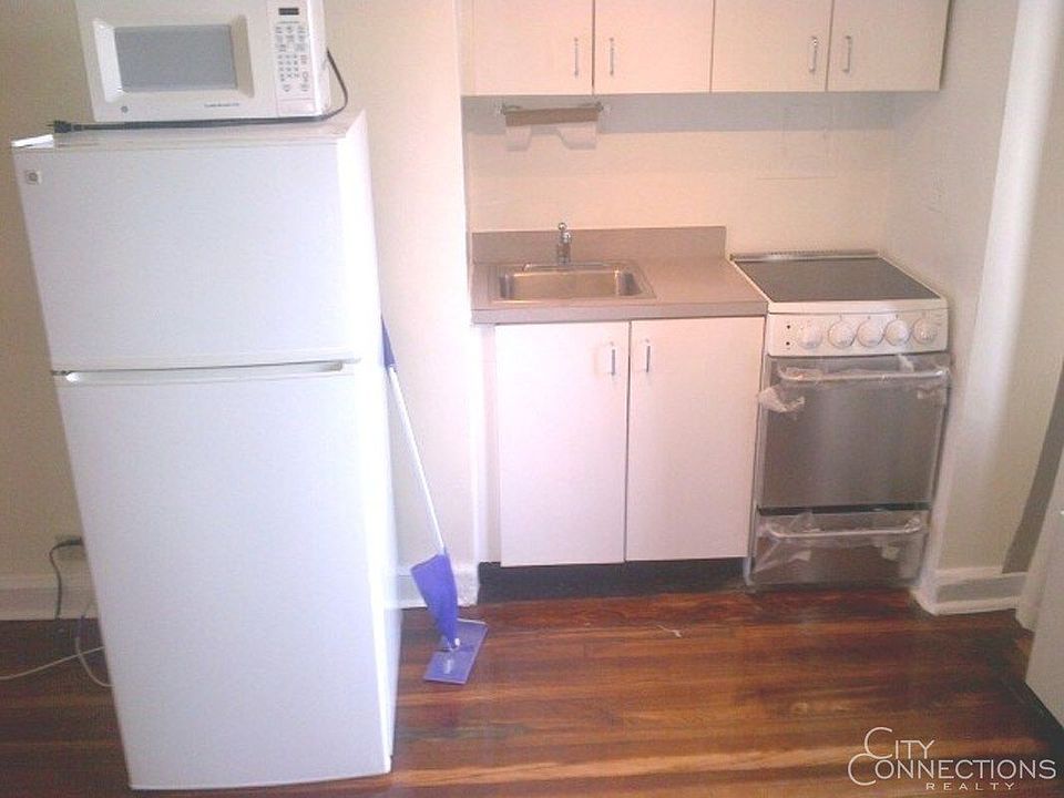 1st image of 5 Tudor City Pl APT 434