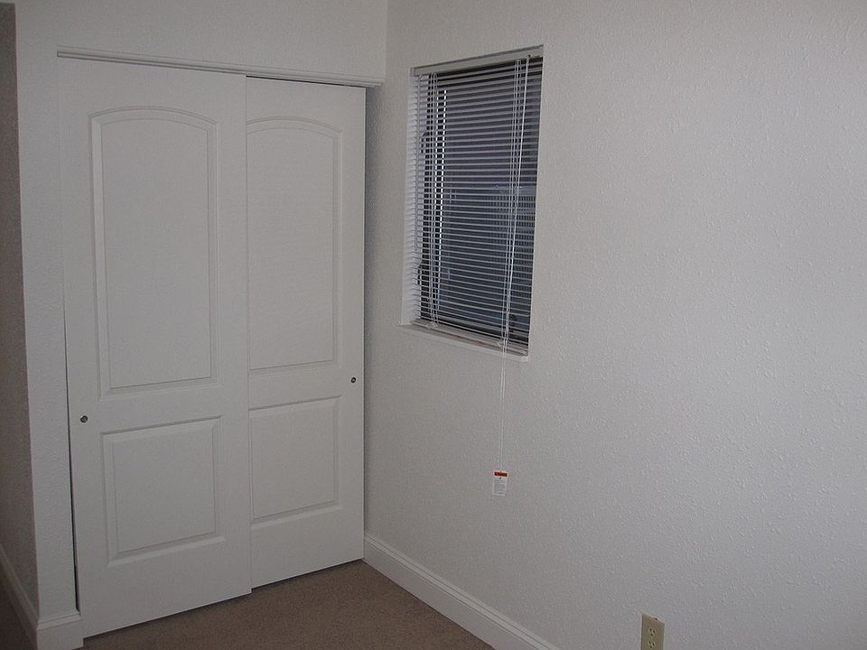 1st image of 1009 S 1st St #14237394