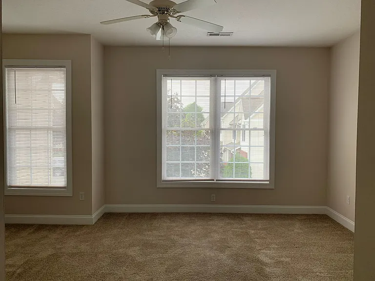 262 Sheliah Ct — Photo 9