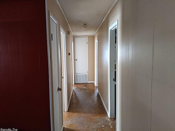 5th image of 121 Shadybrook Dr