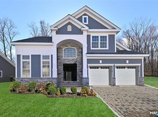 21 Arden Pl, Hillsdale, NJ 07642