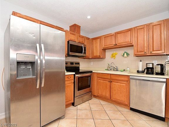 5th image of 2700 Otter Creek Ct APT 101