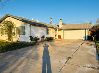 9345 Emily St, Elk Grove, CA 95624