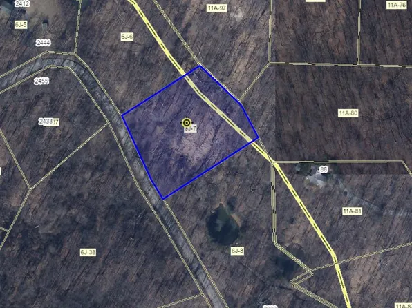 15 Audubon Rd, Hedgesville, WV 25427