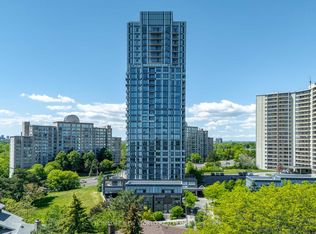 18 Graydon Hall Dr #809, Toronto, ON M3A 0A2