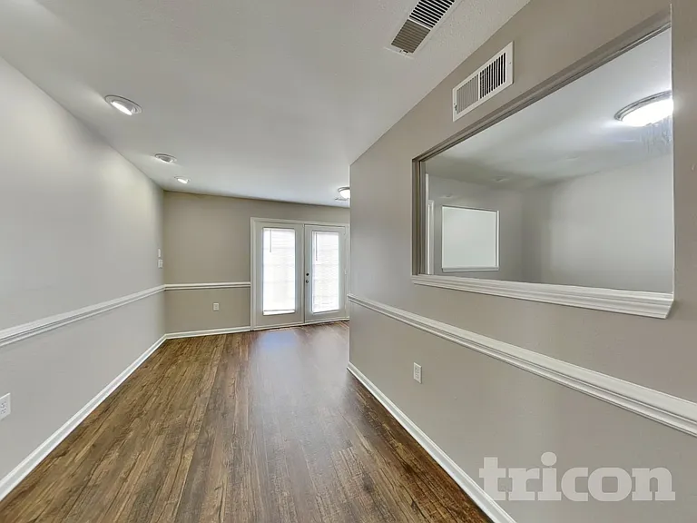 5251 Grays Ridge Dr — Photo 17