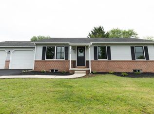 724 Warm Spring Rd, Chambersburg, PA 17202