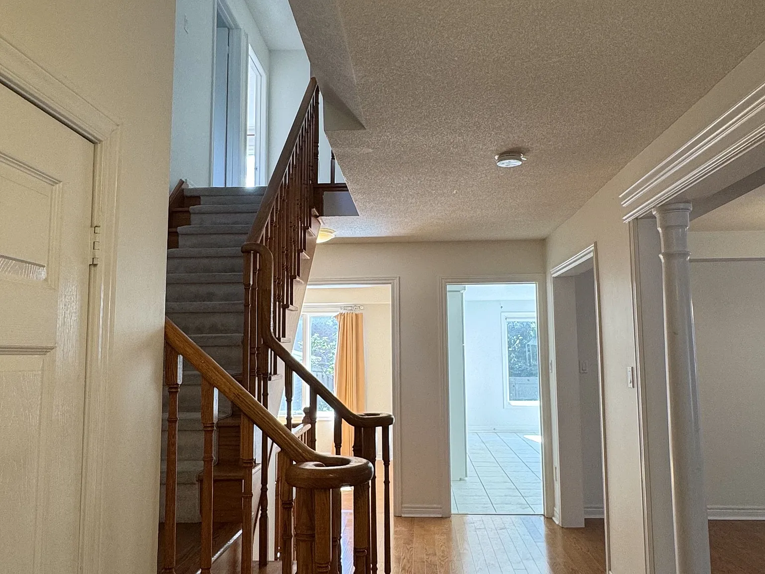 5 bed, $3,850 — Photo 2