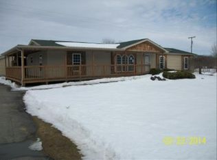 6464 Colf Rd, Carleton, MI 48117