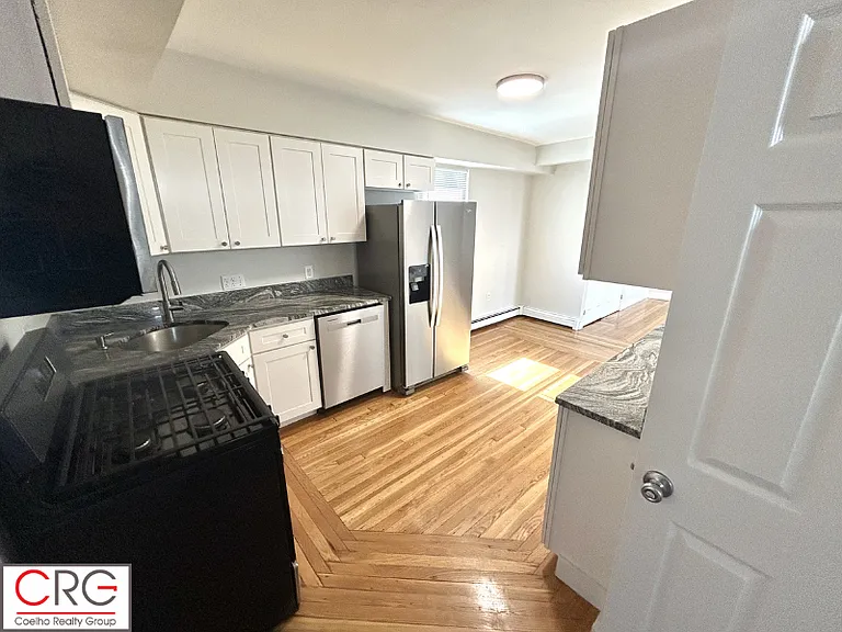 21 Medford St #2 — Photo 9